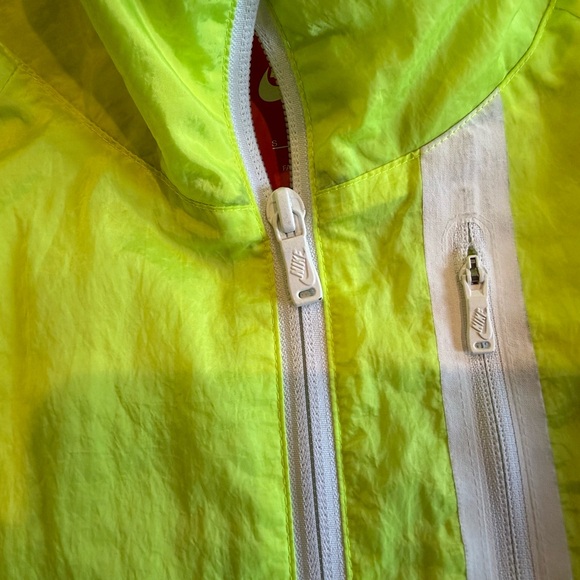 Nike Tech Aeroshield Moto Cape Windbreaker Jacket in Volt/White - Picture 6 of 11